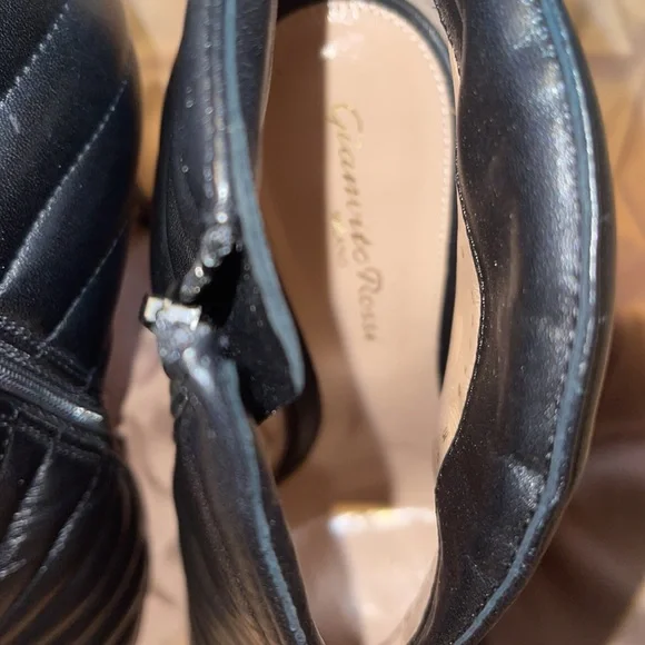 GIANVITO ROSSI | EIKO BOOTIE | Size 9B/39 | BLACK - Picture 6 of 10